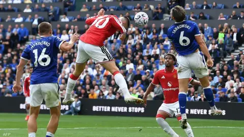 إيفرتون يفرض التعادل على يونايتد بهدف قاتل