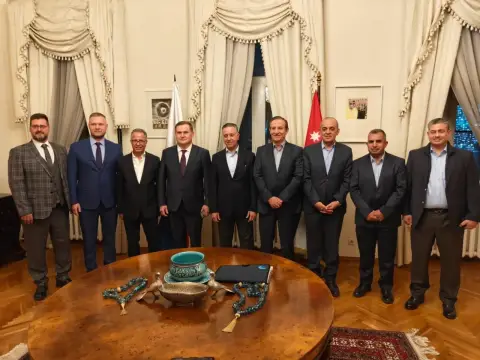 رئيس مجلس إدارة المدن الصناعية الأردنية يبحث في موسكو تعزيز التعاون الصناعي والاستثماري والاستفادة من التجربة الروسية في الابتكار