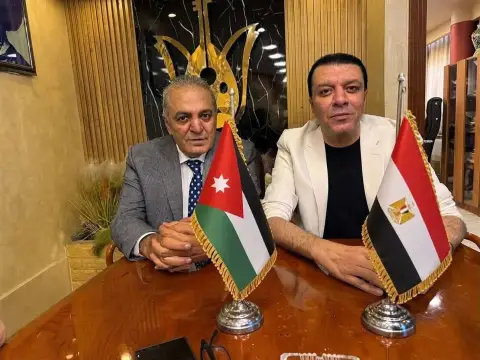 الجراح ومصطفى كامل يوقعان بروتوكول تعاون بين الفنانين الأردنيين والموسيقيين المصريين