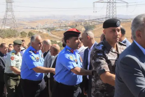 الأمن يشارك في تشييع جثمان والدة العميد نبيل المبيضين