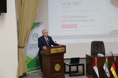 كلية الأعمال في جامعة الزيتونة الأردنية تعقد لقاءً تواصليًا مع أعضاء الهيئة التدريسية