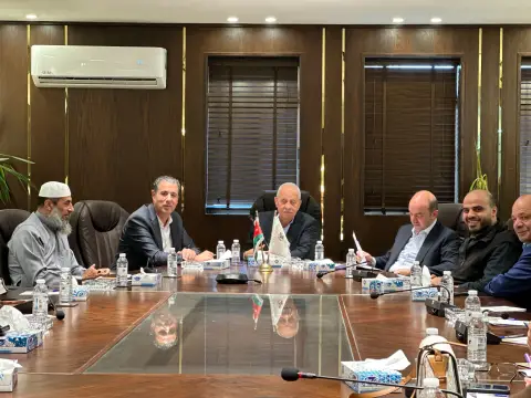 " صناعة الأردن" تبحث آثار منع بيع الشيبس في المدارس